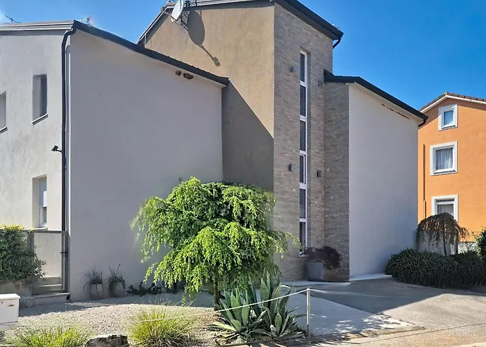 Holiday Home Villa Fio By Interhome